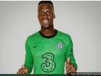 edouard-mendy-resmi-menjadi-pemain-chelsea-2692020.jpg
