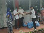 fakultas-peternakan-unhas-bagikan-paket-bakso-produk-sendiri.jpg