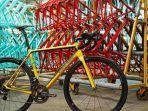 ferrari-luncurkan-sepeda-road-bike-sf01-harga-sebanding-mobil-expander.jpg
