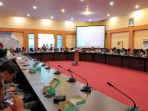 fgd-layanan-bilik-pajak-bijak-berlangsung-di-ruang-pola-kantor-bupati-bantaeng_20180913_145033.jpg