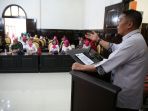 forum-lintas-profesi-perempuan_20180430_172317.jpg