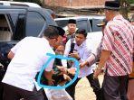 foto-menkopolhukam-diserang-orang-tak-dikenal.jpg