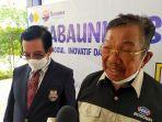 founder-bosowa-aksa-mahmud-didampingi-rektor-universitas-bosowa-prof-dr-muhammad-saleh-pallu-308.jpg