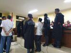 gani-sirman-menjalani-sidang-korupsi-pengadaan-bibit-ketapang.jpg
