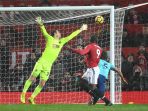 gol-tunggal-romelu-lukaku_20171214_064351.jpg