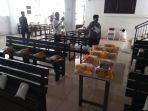 gpib-immanuel-makassar-membagikan-sembako-bagi-warga-terdampak-covid-19.jpg