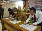 gubernur-sulbar-ali-baal-masdar-dan-kepala-kejaksaan-tinggi-sulbar-1152020.jpg
