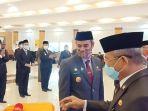 gubernur-sulbar-ali-baal-masdar-lantik-pjs-bupati-majene-muh-natsir-di-aula-kantor-gubernur.jpg