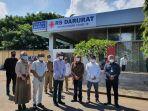 gubernur-sulsel-nurdin-abdullah-mengunjungi-rs-darurat-covid-19-siloam.jpg