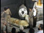 hajar-aswad-di-kakbah-saudi-arabia.jpg