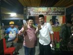 hamka-mahmud-dan-cakka-berswafoto-di-warkop-amure-pinrang_20180322_145039.jpg