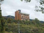 hotel-berhantu-di-mana-dua-siswi-tersebut-berencana-untuk-melakukan-penjelajahan.jpg