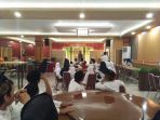 ika-sma-negeri-11-makassar-smanses-angkatan-2003-menggelar-acara-buka-puasa_20180608_193122.jpg
