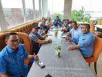 ilham-arief-sirajuddin-mengumpulkan-para-pendukungnya-di-hotel-swiss-bell-in-makassar.jpg