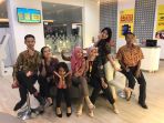 ilustrasi-karyawan-indosat-ooredoo_20171025_074801.jpg
