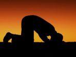 ilustrasi-sholat-subuh-07052020.jpg