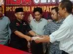 ilyas-cika-daftttt_20150504_205035.jpg