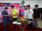 imb-group-menggelar-syukuran-dan-soft-opening-showroom-mitra-makassar-motor.jpg