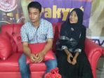 inade-dan-idris-diundang-dalam-program-jendela-rakyat_20181027_080003.jpg<pf>idris-bersama-istrinya-inade_20181029_143346.jpg