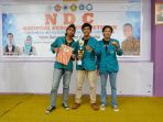 indra-kurniawan-yang-didampingi-oleh-dua-anggotany_20180718_171131.jpg