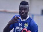 ini-striker-berpaspor-belanda-incaran-persib-bandung-pengganti-ezechiel-ndouassel-yang-melempem.jpg