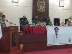 irjen-pol-merdisyam-memberi-amanat-disela-penyerahan-secara-simbolis-bantuan-csr.jpg