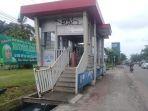 isi-halte-brt-di-depan-kampus-uim-jl-perinti.jpg