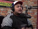 ivan-gunawan-saat-jadi-bintang-tamu-di-podcast-deddy-corbuzier.jpg