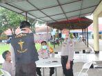 jajaran-personel-polres-jeneponto-menjalani-pemeriksaan-suhu-badan-rabu-842020.jpg