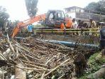 jembatan-keppe-penyebab-banjir-luwu.jpg