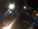 jl-baji-gau-makassar-jadi-tontonan_20161015_211656.jpg