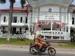 kantor-dprd-enrekang-kelurahan-puserren-kecamatan-enrekang-motor.jpg