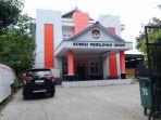 kantor-kpu-pangkep-dijaga-polisi-pasca-penetapan-pemilu-2019.jpg