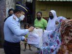 kanwil-kemenkumham-sulsel-beserta-mendistribusikan-paket-bantuan-sosial.jpg