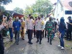 kapolda-sulsel-irjen-pol-merdisyam-seusai-meninjau-proses-pemungutan-suara-di-tps-07-2.jpg