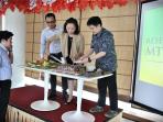 karebosi-mengadakan-acara-resepsi-ul_20161017_215841.jpg<pf>karebosi-mengadakan-acara-resepsi-ulang-tahun_20161017_220019.jpg<pf>mengadakan-acara-resepsi-ulang-tahun_20161017_220048.jpg<pf>tajuddin-dan-djafar_20161017_220505.jpg<pf>tosant_20161017_135957.jpg