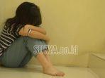 kartu-as-dipegang-mantan-pacar-yang-anak-polisi-mahasiswi-cantik-ini-telan-pil-anti-mual.jpg