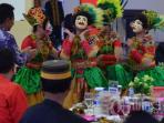 karukunan-warga-sunda-kws-sulawesi_20160814_232919.jpg<pf>karukunan-warga-sunda-kws-sulawesi_20160814_233034.jpg<pf>warga-sundas_20160814_233046.jpg