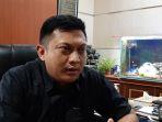 kasat-reskrim-polrestabes-makassar-akbp-indratmoko-saat-wawancara-darultribun.jpg