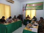 kejari-enrekang-menggelar-rapat-pembentukan-tim-koordinasi-pengawasan-aliran-pakem_20180320_141309.jpg