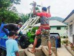kelompok-tani-sangalla-tana-toraja-saat-mengambil-paksa-bantuan-traktor.jpg