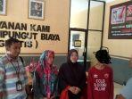 keluarga-yang-tak-terima-atasss.jpg