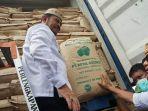 kementerian-pertanian-kementan-melepas-ekspor-komoditas-pertanian-asal-provinsi-gorontalo.jpg<pf>kementerian-pertanian-kementan-melepas-ekspor-komoditas-pertanian-asal-gorontalo.jpg<pf>kementerian-pertanian-kementan-melepas-ekspor-komoditas-pertanian-provinsi-gorontalo.jpg<pf>kementerian-pertanian-kementan-melepas-ekspor-komoditas-pertanian-gorontalo.jpg