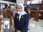 kepala-dinas-kesehatan-sinjai-dr-emy-kartahara-malik-21520211.jpg