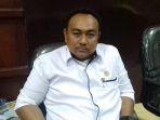 ketua-bk-luwu-timur-rully-heriawan-duduk.jpg