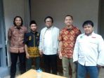ketua-dpd-ri-oesman-sapta-odang-bersama-panpel-rapimnas-kammi_20170504_214312.jpg