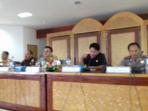 ketua-dprd-tana-toraja_20160119_121402.jpg