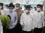 ketua-pimpinan-pusat-dmi-jusuf-kalla-bersama-amin-syam-di-lantai-2-masjid-al-markaz.jpg