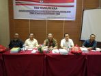 ketua-timsel-calon-komisioner-kpu-zona-iv-dr-musran-munizu-tengah_20180731_162350.jpg