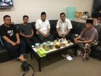 kiai-anwar-sadat-terima-pedagang-pasar-sentral-asal-wajo_20180201_010939.jpg